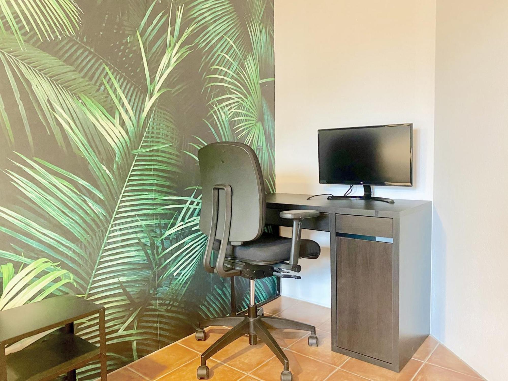 Snug Stays I 3 Zimmer Design Apartment Am See Mit Garten I Home Office I Highspeed Wifi Weßling Eksteriør bilde