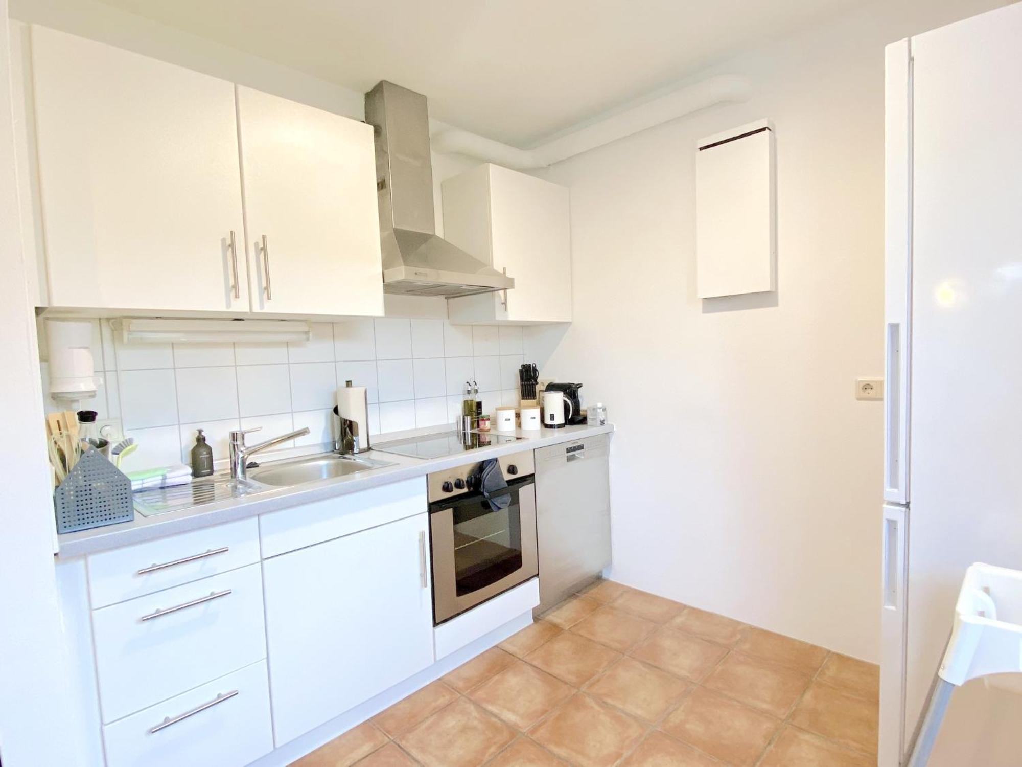 Snug Stays I 3 Zimmer Design Apartment Am See Mit Garten I Home Office I Highspeed Wifi Weßling Eksteriør bilde