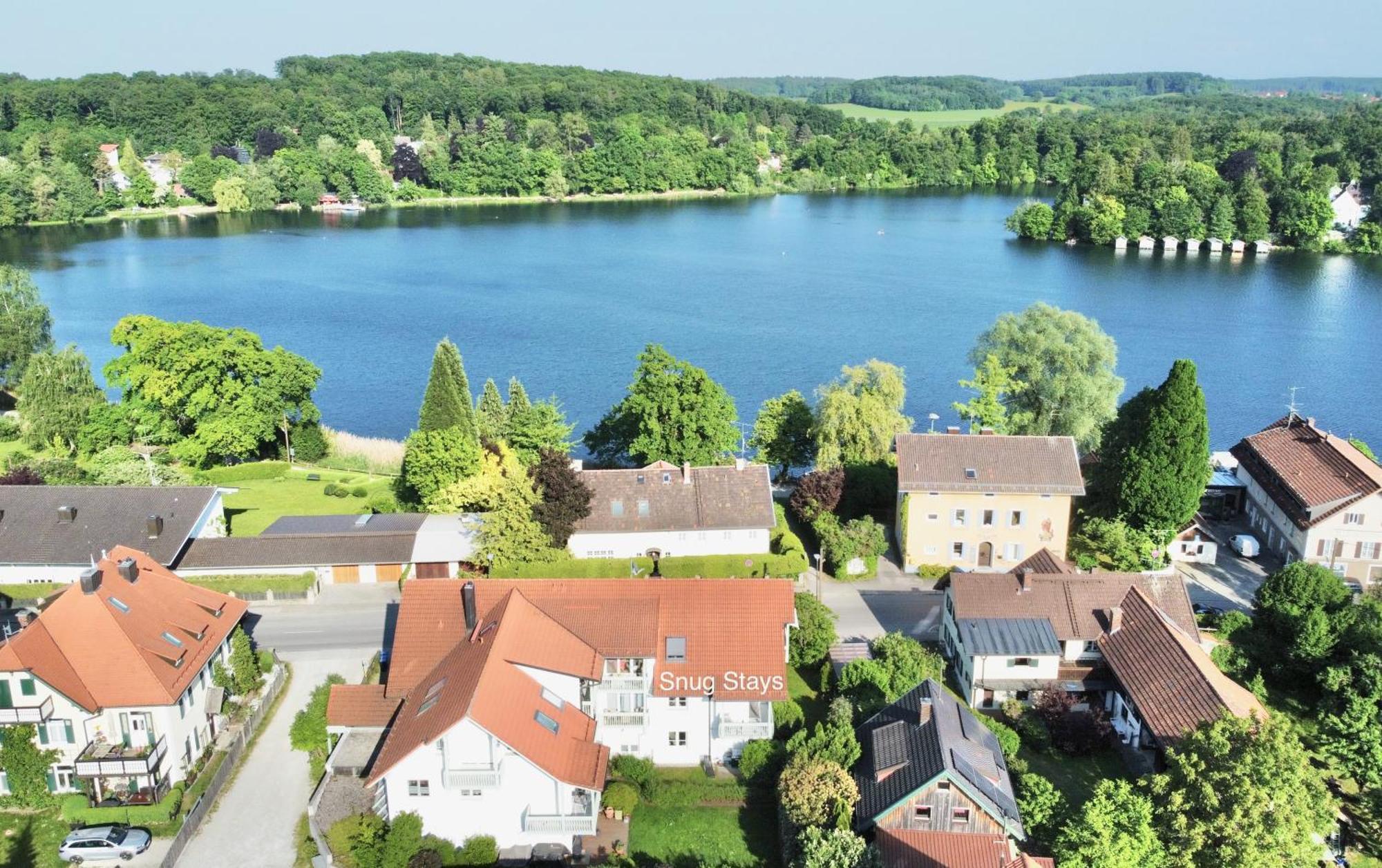 Snug Stays I 3 Zimmer Design Apartment Am See Mit Garten I Home Office I Highspeed Wifi Weßling Eksteriør bilde